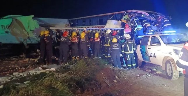 Cuatro muertos y varios heridos en un accidente en San Miguel del Monte