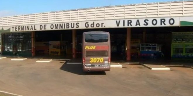 Corrientes: un colectivo llegó a la terminal con un cadáver
