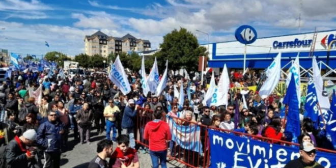 Sindicatos de Tierra del Fuego convocan a un paro total para el 21 de mayo